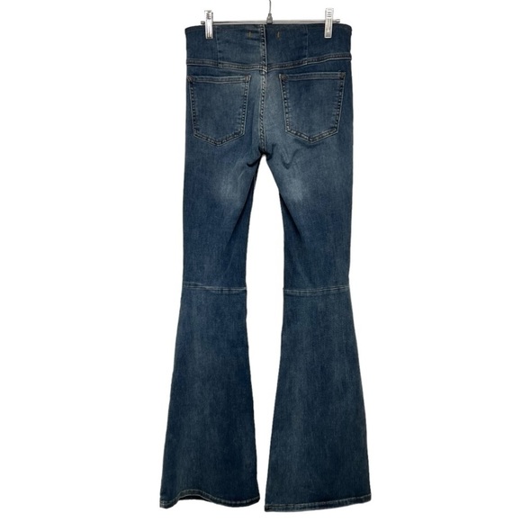 Free People Medium Wash Penny Pull On Stretch Denim Flare Retro Jeans Womens 26 - Picture 8 of 13